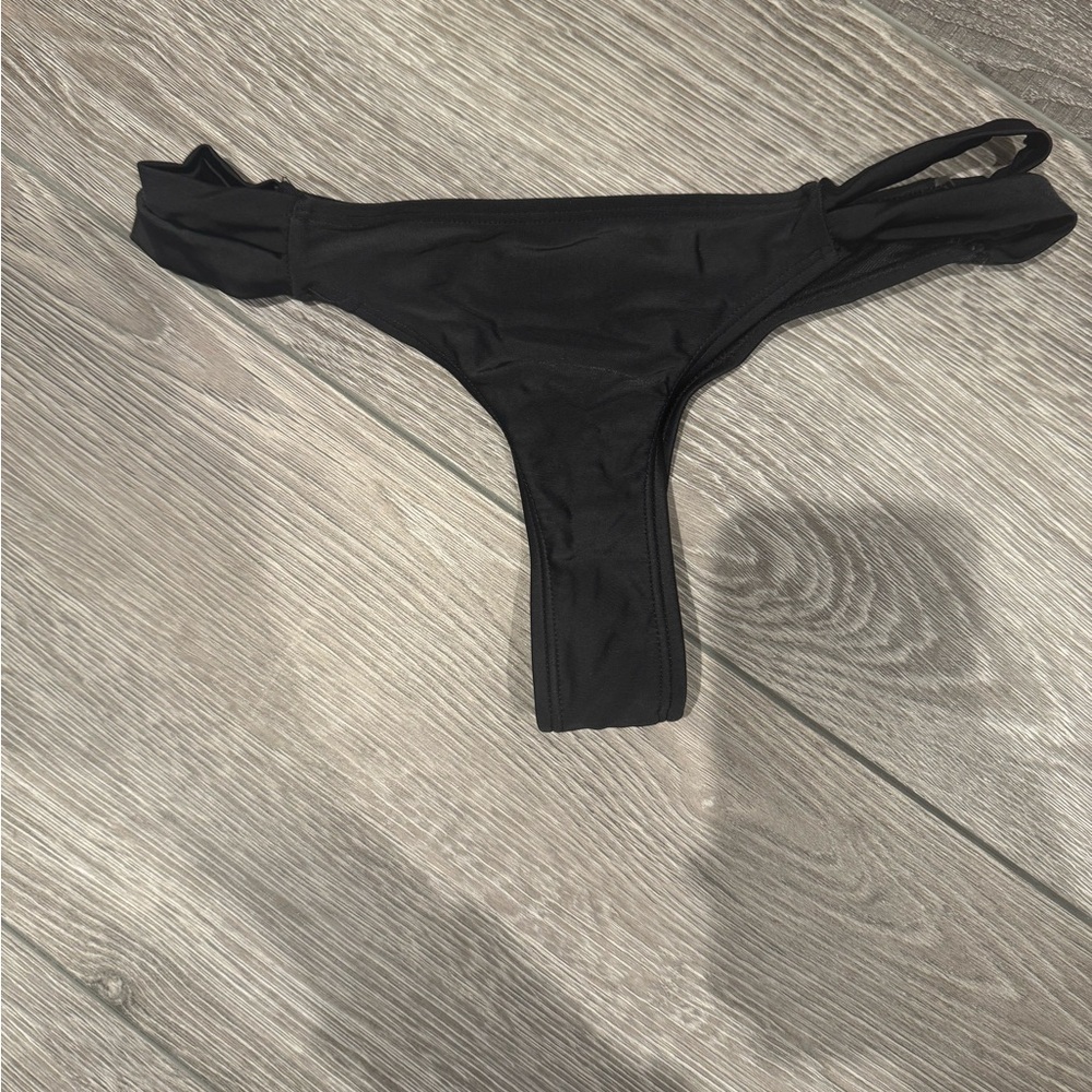 Boutine LA Black Bikini bottom